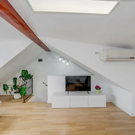 Apartman Heritage Carollini Two Floor Split